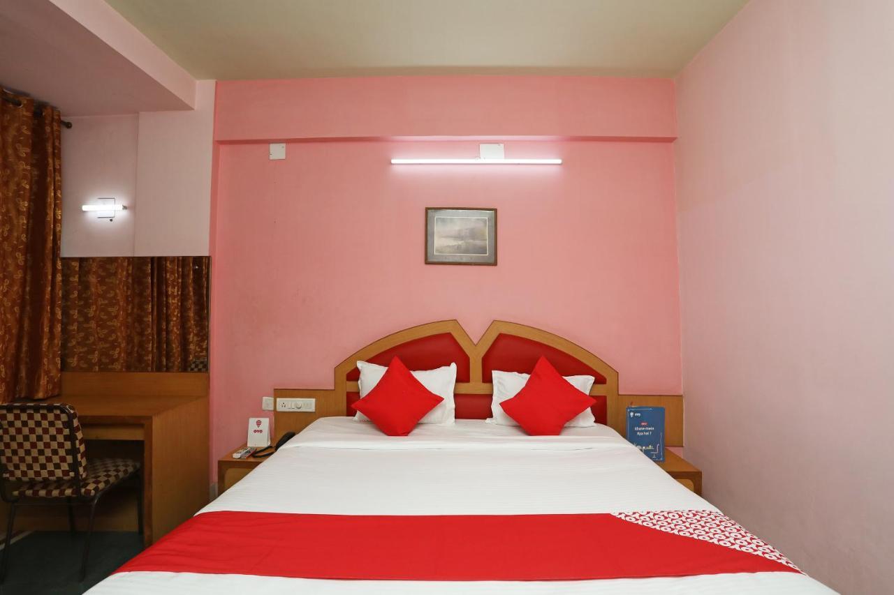 Hotel Keshari Бхубанешвара Экстерьер фото