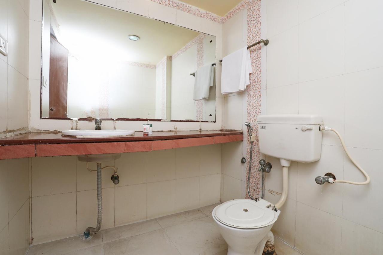 Hotel Keshari Бхубанешвара Экстерьер фото
